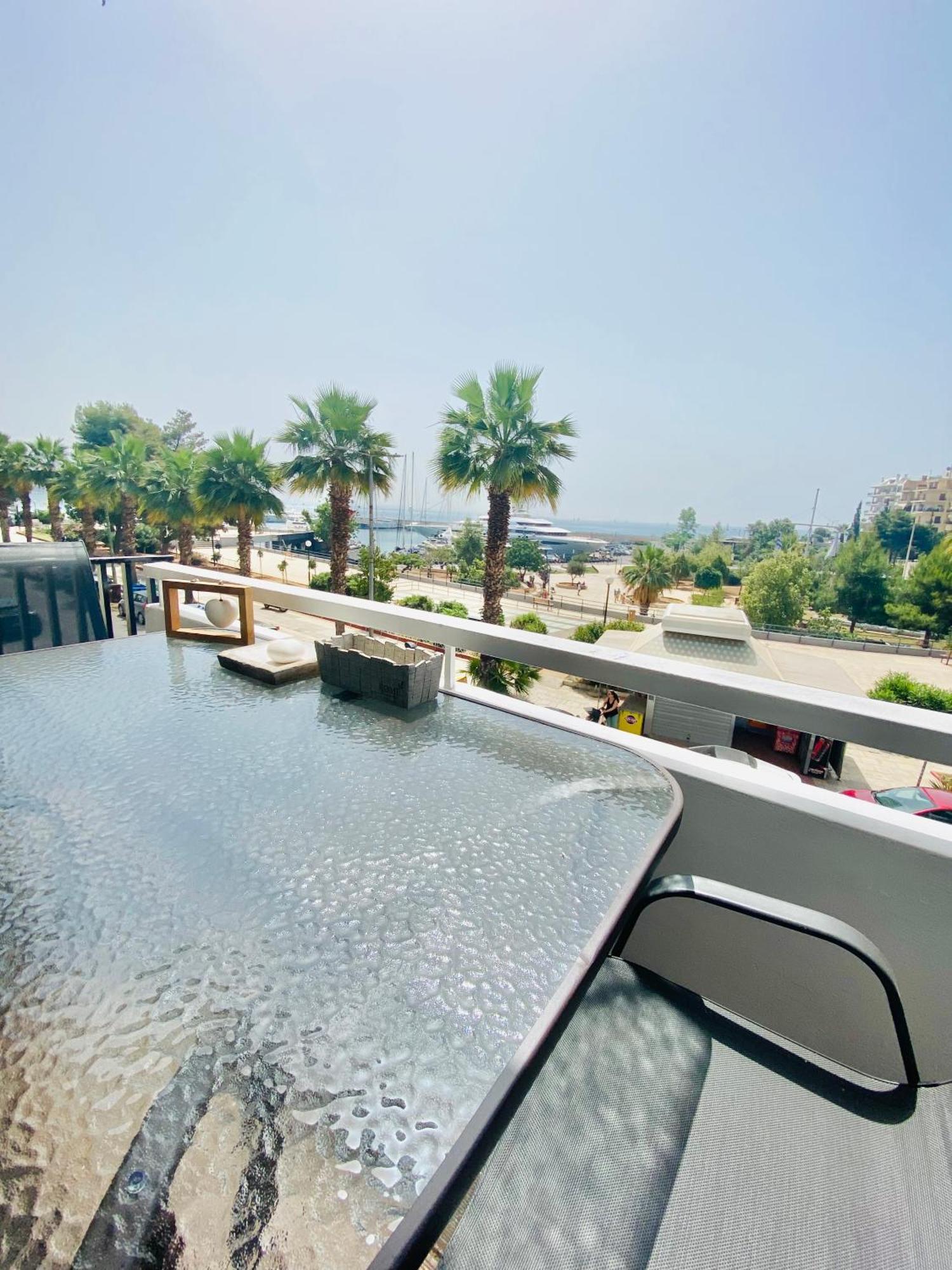Апартаменти Marina Zeas Seaview House-Marinaq Пірей Екстер'єр фото